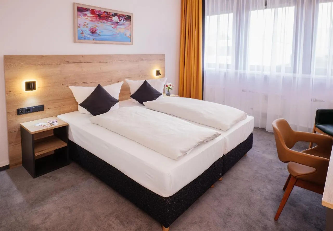 Best Western Comfort Business Hotel Düsseldorf-Neuss 4*, Neuss